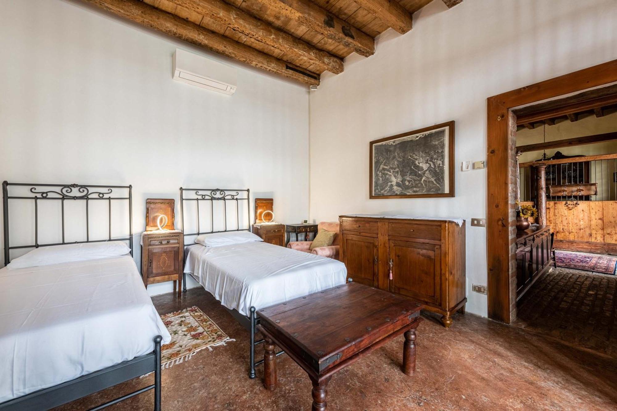 Villa Country Mansion 8500Squarefeet San Pietro Viminario エクステリア 写真