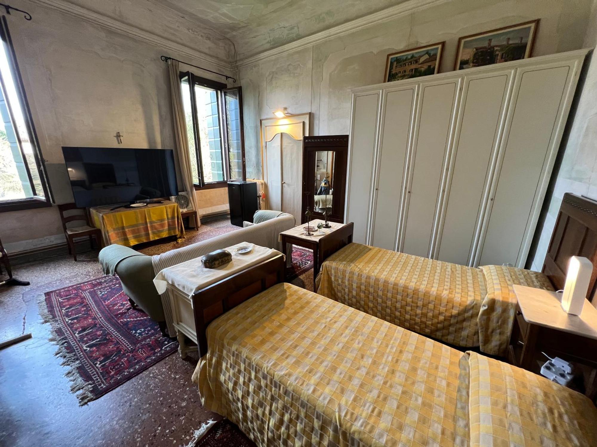Villa Country Mansion 8500Squarefeet San Pietro Viminario エクステリア 写真